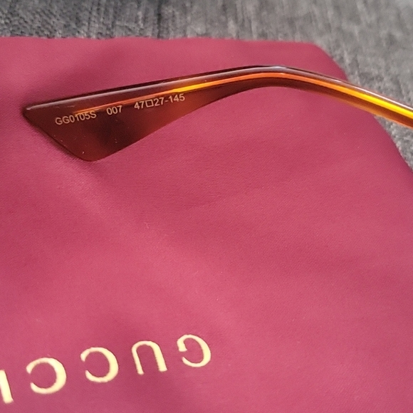 Sunglasses - Picture 6 of 7